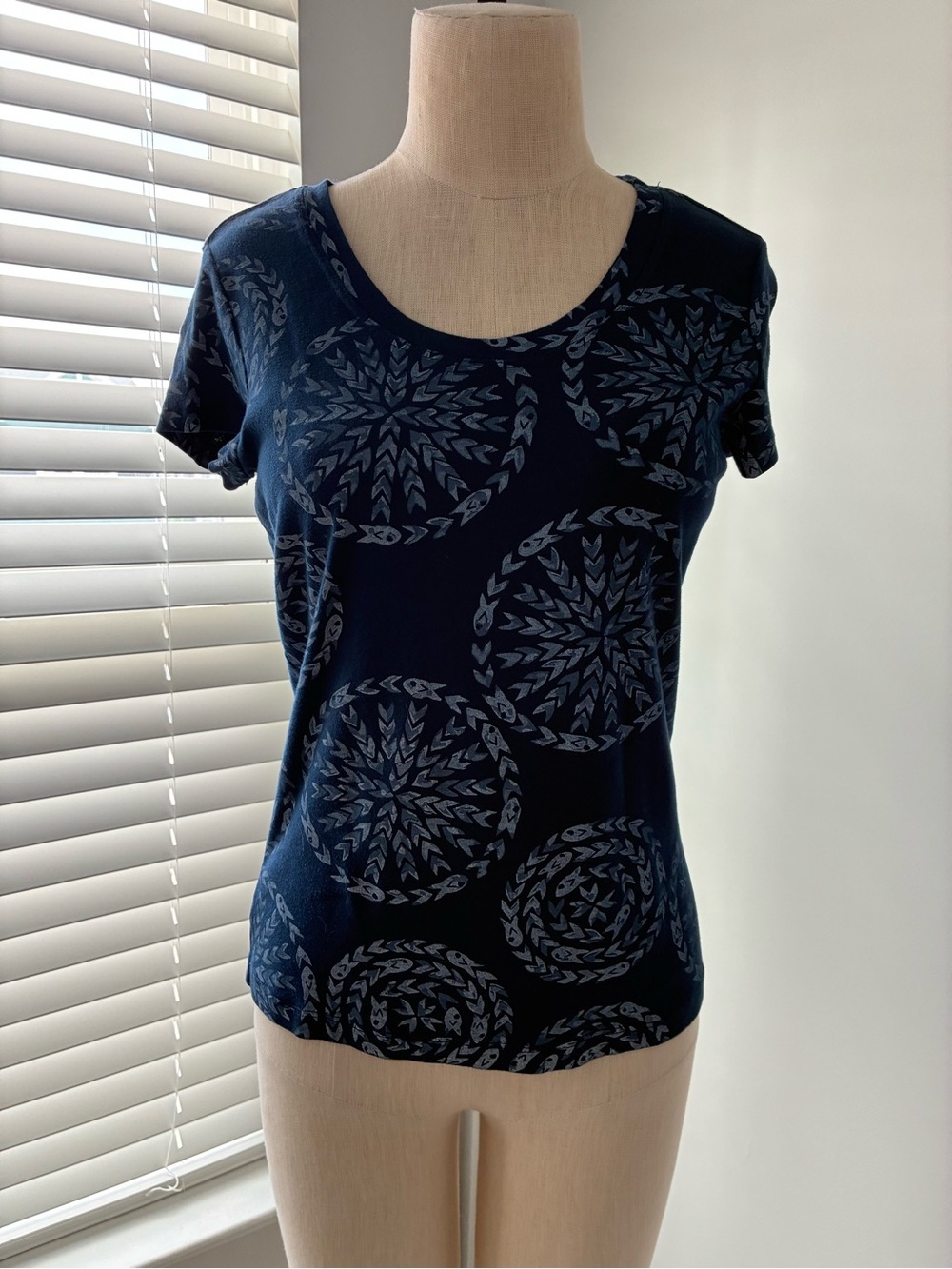 Women's icantoo Navy Fish Cotton Graphic T-Shirt